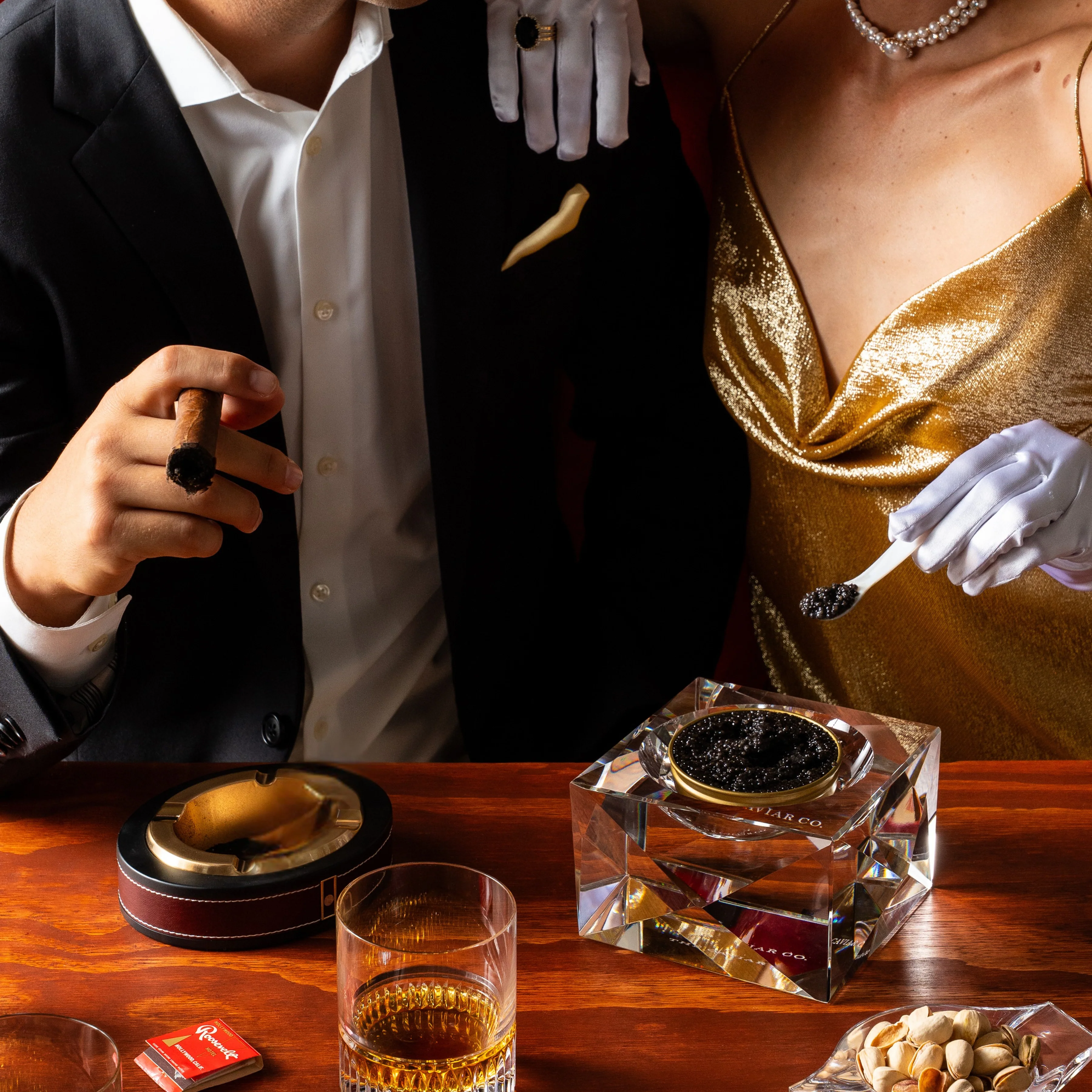 Marilyn Monroe™ x The Caviar Co. Signature Caviar Set - Image 4